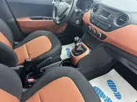 Gebraucht Hyundai i10 Style 87 PS (63 kW) 2018 Braun metallic Kleinwagen