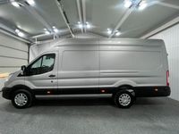 Gebraucht Ford Transit 131 PS (96 kW) 2020 Polarsilber (metallic) Van