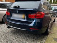 Gebraucht BMW 330 258 PS (189 kW) 2013 Blau Kombi