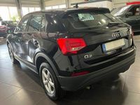Gebraucht Audi Q2 Comfort 116 PS (85 kW) 2020 Brillantschwarz SUV