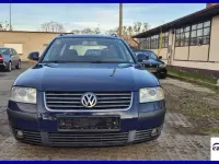 Gebraucht VW Passat 102 PS (75 kW) 2005 Dunkelblaumetallic Kombi