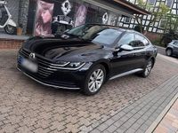 Second-hand VW Arteon Elegance 150 CP (110 kW) 2017 Negru Hatchback