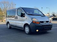 Gebraucht Renault Trafic 101 PS (74 kW) 2002 Silber Van / Kleinbus