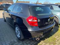 Gebraucht BMW 116 122 PS (89 kW) 2010 Black sapphire metallic Kleinwagen