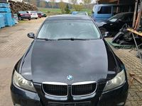 Gebraucht BMW 320 150 PS (110 kW) 2006 Schwarz Limousine