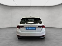 Gebraucht Skoda Fabia Ambition 110 PS (80 kW) 2022 Moonweiß perleffekt Kleinwagen