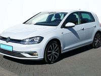 Gebraucht VW Golf VII Join 131 PS (96 kW) 2018 White silver metallic Limousine
