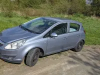 Używany Opel Corsa Edition 90 KM (66 kW) 2009 Srebrny Hatchback