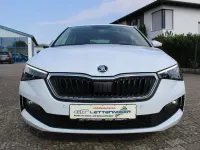 Gebraucht Skoda Scala Tour 110 PS (80 kW) 2022 Weiß Kleinwagen