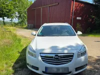 Gebraucht Opel Insignia 160 PS (117 kW) 2012 Weiß Kombi
