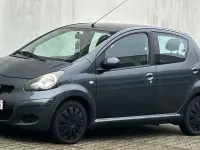 Gebraucht Toyota Aygo Cool 68 PS (50 kW) 2009 Grau Kleinwagen