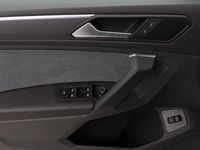 Gebraucht VW Tiguan R 320 PS (235 kW) 2024 Weiß SUV