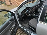 Gebraucht VW Passat 131 PS (96 kW) 2001 Silber Limousine