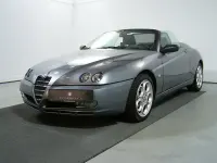 Gebraucht Alfa Romeo Spider 150 PS (110 kW) 2004 Grau Cabrio