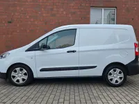 Gebraucht Ford Transit Trend 75 PS (55 kW) 2021 Weiß Van / Kleinbus