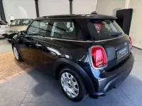 Gebraucht Mini ONE Essential 102 PS (75 kW) 2022 Schwarz Kleinwagen