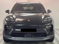 Gebraucht Porsche Macan 4 Electric 300 kW (408 PS) 2025 Tiefschwarz SUV
