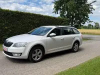 Gebraucht Skoda Octavia Elegance 150 PS (110 kW) 2014 Weiß Kombi
