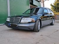 Gebraucht Mercedes E220 Edition 150 PS (110 kW) 1995 Schwarz Kombi