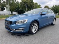 Gebraucht Volvo V60 Summum 181 PS (133 kW) 2014 Blau Kombi