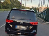Gebraucht VW Touran Highline 150 PS (110 kW) 2016 Schwarz Van / Kleinbus