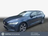 Gebraucht Volvo V60 Plus 197 PS (144 kW) 2025 Denim blaumetallic Kombi