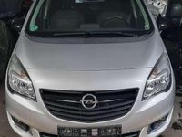 Gebraucht Opel Meriva Style 120 PS (88 kW) 2015 Silber Van / Kleinbus