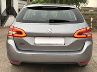 Gebraucht Peugeot 308 SW Allure 131 PS (96 kW) 2018 Grau metallic Kombi