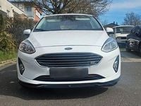 Gebraucht Ford Fiesta Titanium 101 PS (74 kW) 2018 Weiß Kleinwagen