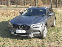 Używany Volvo V90 CC 190 KM (139 kW) 2018 Szary Kombi
