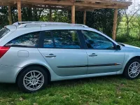 Gebraucht Renault Laguna II Initiale 207 PS (152 kW) 2004 Silber Kombi