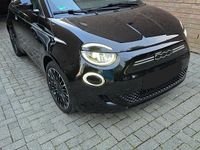 Gebraucht Fiat 500e 63 kW (87 PS) 2022 Schwarz Cabrio