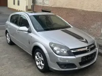 Gebraucht Opel Astra Sport 140 PS (102 kW) 2006 Silber Kleinwagen