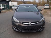 Gebraucht Opel Astra Active 101 PS (74 kW) 2013 Grau Kombi