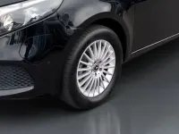 Gebraucht Mercedes EQV300 150 kW (204 PS) 2022 Schwarz Van / Kleinbus