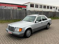 Gebraucht Mercedes 200 75 PS (55 kW) 1992 Silber Limousine
