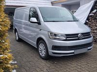 Gebraucht VW T6 150 PS (110 kW) 2016 Silber Van