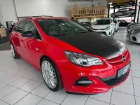Gebraucht Opel Astra 194 PS (142 kW) 2015 Rot Limousine