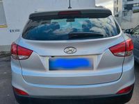 Gebraucht Hyundai Tucson 184 PS (135 kW) 2012 Silber SUV