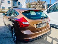 Gebraucht Ford Focus Champions Edition 116 PS (85 kW) 2013 Braun Limousine