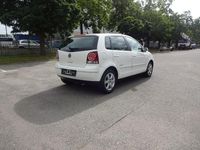 Gebraucht VW Polo United 60 PS (44 kW) 2008 Weiß Limousine