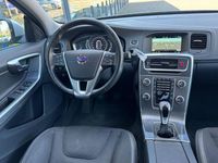 Gebraucht Volvo V60 120 PS (88 kW) 2016 Grau Kombi