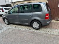 Gebraucht VW Touran 140 PS (102 kW) 2005 Grau Van / Kleinbus