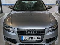 Gebraucht Audi A4 Attraction 143 PS (105 kW) 2008 Grau Limousine