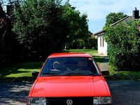 Używany VW Passat 90 KM (66 kW) 1985 Czerwony Hatchback