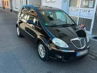 Gebraucht Lancia Musa 95 PS (69 kW) 2010 Braun Van / Kleinbus