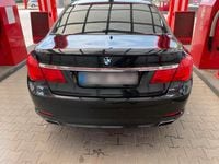 Gebraucht BMW 740 326 PS (239 kW) 2009 Schwarz Limousine