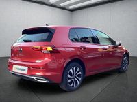 Gebraucht VW Golf VIII 110 PS (80 kW) 2023 Rot Kleinwagen