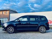 Gebraucht VW Touran Highline 177 PS (130 kW) 2015 Schwarz Van / Kleinbus