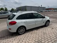 Gebraucht Renault Clio II 103 PS (75 kW) 2011 Weiß Limousine